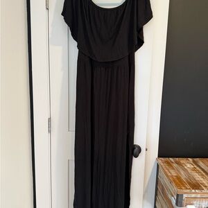 Chic Black Maxi Dress